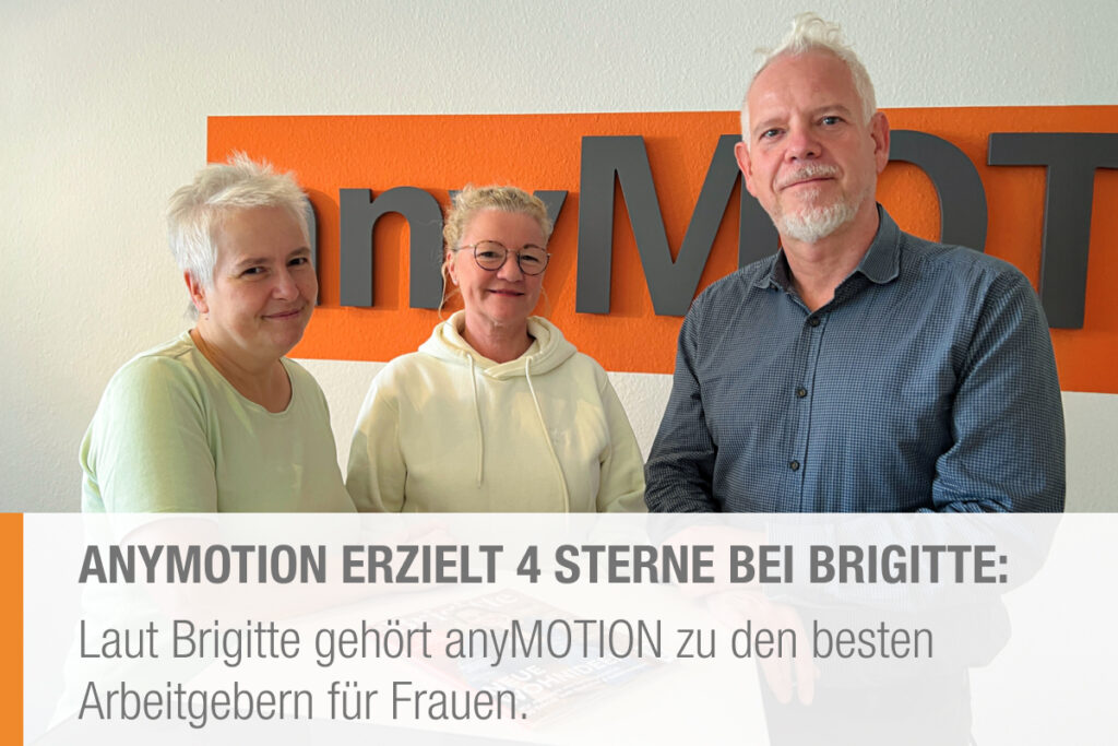 ein Mann und zwei Frauen werden mit der Zeitschrift Brigitte dargestellt.